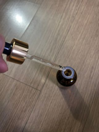 스킨큐어 산다화 비타민c 화이트닝 에센스 30ml — 5점을 준 리뷰어가 2023년 7월 올린 사용 사진