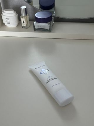 바노바기 코스메틱 바노바기 밀크씨슬 리페어 시카 선스크린 플러스 50ml — 5점을 준 리뷰어가 2023년 1월 올린 사용 사진