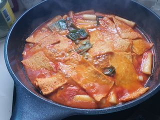 응큼떡볶이 — 5점을 준 리뷰어가 2021년 3월 올린 사용 사진