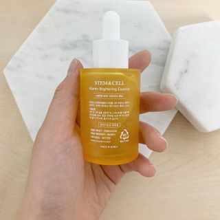 체르엠 스템앤셀 비타민 브라이트닝 에센스 30ml 1개 — 4점을 준 리뷰어가 2021년 8월 올린 사용 사진