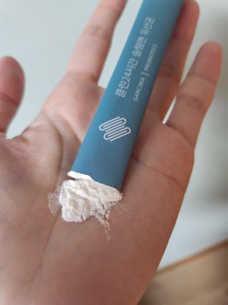 클린24시간 슬림앤유산균 1박스 (3.5g X 15포) — 5점을 준 리뷰어가 2022년 11월 올린 사용 사진
