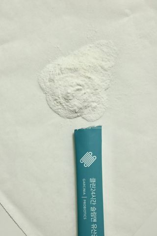 클린24시간 슬림앤유산균 1박스 (3.5g X 15포) — 5점을 준 리뷰어가 2022년 12월 올린 사용 사진
