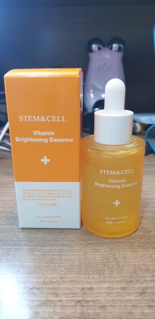 체르엠 스템앤셀 비타민 브라이트닝 에센스 30ml 1개 — 5점을 준 리뷰어가 2022년 1월 올린 사용 사진
