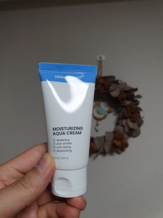 더마포레스트 모이스처라이징 아쿠아크림 / 수분크림 히알루론산 펩타이드 보습 미백 주름개선 — 5점을 준 리뷰어가 2021년 6월 올린 사용 사진