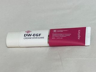 이지듀 DW-EGF 크림 다이브좀_콜라겐이 쏙쏙, 탄력피부로 다이빙 — 5점을 준 리뷰어가 2021년 2월 올린 사용 사진