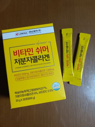 자연에온 경남제약 비타민 쉬머 저분자콜라겐 20g x 30포 — 5점을 준 리뷰어가 2021년 12월 올린 사용 사진