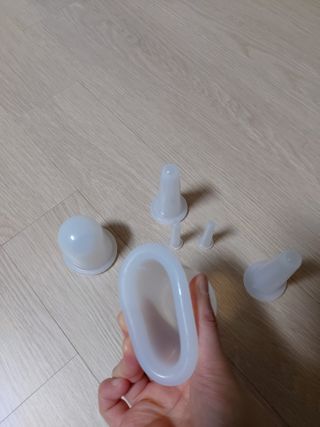 메디미케이알 커핑테라피 실리콘부항마사지 리프팅 페이스+바디 안티 셀룰 라이트 6pcs — 4점을 준 리뷰어가 2021년 2월 올린 사용 사진