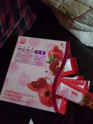 헬스업_쁘띠쁘띠석류콜라겐젤리_20g x 14포 — 5점을 준 리뷰어가 2021년 2월 올린 사용 사진