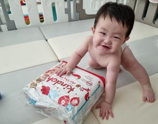 킨도 프리미엄 에어드라이v2 팬티형 기저귀 — 4점을 준 리뷰어가 2021년 7월 올린 사용 사진