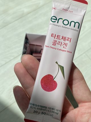 이롬 erom 타트체리 콜라겐 — 5점을 준 리뷰어가 2021년 3월 올린 사용 사진