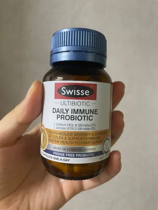 Swisse 스위스 데일리 이뮨 프로바이오틱스 10억, 30정 — 5점을 준 리뷰어가 2021년 2월 올린 사용 사진