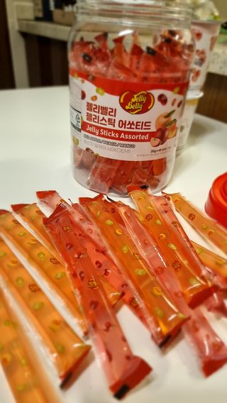 젤리벨리 젤리스틱 어쏘티드 900g — 5점을 준 리뷰어가 2022년 8월 올린 사용 사진