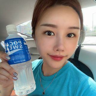 [동아오츠카] 포카리스웨트  500ml PET + 이온워터 500ml PET — 5점을 준 리뷰어가 2025년 6월 올린 사용 사진