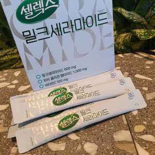 셀렉스스포츠 셀렉스 밀크세라마이드 저분자피쉬콜라겐 28포 X 1박스 — 5점을 준 리뷰어가 2021년 6월 올린 사용 사진