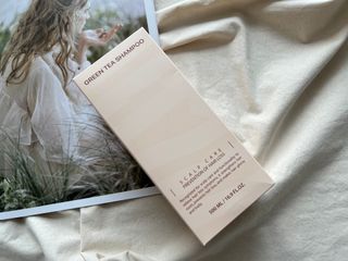프리마인 더이상 뻣뻣하고 효과없는 탈모샴푸는 NO. 근본부터 케어하는 셀베이스 그린티샴푸(500ml) — 4.5점을 준 리뷰어가 2023년 5월 올린 사용 사진