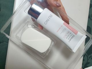 뷰니오 더마플러스 카밍 비비크림 — 5점을 준 리뷰어가 2021년 1월 올린 사용 사진