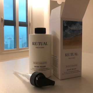 레츄얼 더 센트 바디워시 시크릿 파라다이스(500ml) — 5점을 준 리뷰어가 2022년 7월 올린 사용 사진