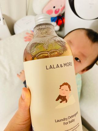 라라앤모어 유아 액체세제+세탁기클리너 — 4점을 준 리뷰어가 2022년 3월 올린 사용 사진