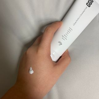 지지지 클린 퍼펙트 클렌징폼 120g — 5점을 준 리뷰어가 2022년 2월 올린 사용 사진