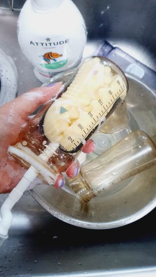 에티튜드 천연 젖병세정제 무향 700ml 1종 주방세제 EWG올그린 순한 비건 세제 — 5점을 준 리뷰어가 2022년 8월 올린 사용 사진
