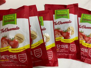 제이제이바이오 더단마토 프리미엄주스 100ml 30팩입 - 무설탕 스테비아 토마토즙 — 5점을 준 리뷰어가 2021년 12월 올린 사용 사진
