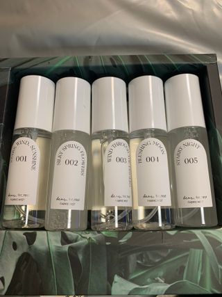 디어포레스트 [5개세트] 숲속의 하루 패브릭미스트 (섬유향수/ 룸스프레이) 50ml 5개 — 5점을 준 리뷰어가 2022년 9월 올린 사용 사진