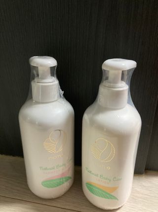 mom e 맘이 내추럴 베이비 케어 샴푸앤바스+로션 — 5점을 준 리뷰어가 2021년 1월 올린 사용 사진