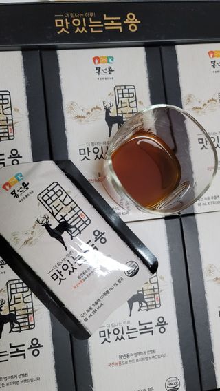 [몸엔용] 과일을 넣어 국산녹용을 맛있게 60ml x 30포 — 5점을 준 리뷰어가 2021년 6월 올린 사용 사진