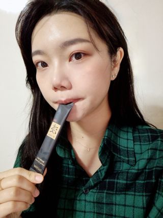 담소은 자극없는 무알콜 휴대용 한방가글 스틱 가글담 — 3.5점을 준 리뷰어가 2022년 12월 올린 사용 사진