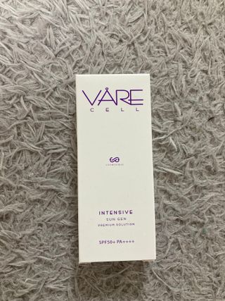 바르셀 톤업 무기자차 자외선차단제 순한 선크림 인텐시브 선 젠 50ml — 4점을 준 리뷰어가 2021년 11월 올린 사용 사진