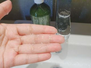 올리브 오일 스킨케어 컴퍼니 [OOSC] 촉촉 깨끗 내추럴리 너리시드 핸드워시 500ml — 5점을 준 리뷰어가 2021년 4월 올린 사용 사진