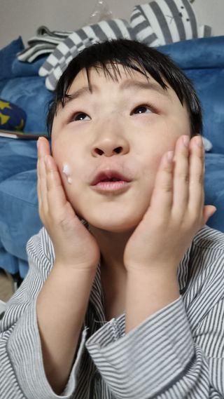 피지오겔 레드수딩 시카밸런스 크림 50ml — 5점을 준 리뷰어가 2022년 4월 올린 사용 사진
