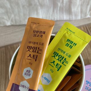 페페로니 맛있는 스틱 - 무항생제 닭고기 15개 + 원양선 참치 15개 — 5점을 준 리뷰어가 2021년 8월 올린 사용 사진