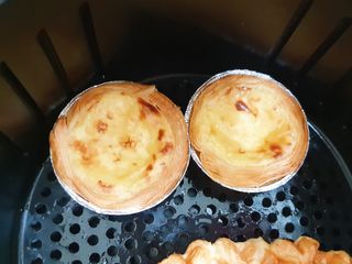 디앙뜨 포르투갈 에그타르트 오리지널 맛+패션후르츠 맛 중 택1 — 4점을 준 리뷰어가 2021년 7월 올린 사용 사진
