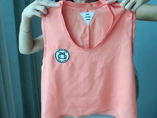 [스테이피플] SILKY SLEEVELESS LOGO TOP — 5점을 준 리뷰어가 2022년 6월 올린 사용 사진