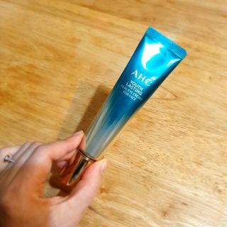 [NEW 탄력유턴 아이크림] AHC 유스 래스팅 리얼 아이크림 포 페이스 — 5점을 준 리뷰어가 2021년 2월 올린 사용 사진