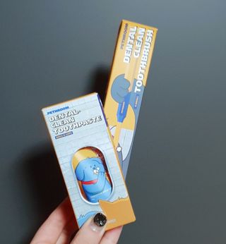 Pethroom 페스룸 PETHROOM DENTAL CARE SET 페스룸 덴탈 케어 세트 / 덴탈 클린 칫솔 + 덴탈 클린 치약 — 5점을 준 리뷰어가 2020년 12월 올린 사용 사진