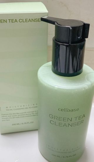 프리마인 메이크업과 들뜨는 각질까지 한방에 깐달걀로! 순하기까지한 셀베이스 그린티클렌저(200ml) — 5점을 준 리뷰어가 2023년 5월 올린 사용 사진