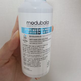 모두발라 탈모집중케어 헤어토닉 — 5점을 준 리뷰어가 2021년 12월 올린 사용 사진