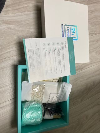 피비에스코리아 [오마이셀프] 셀프왁싱키트 — 5점을 준 리뷰어가 2021년 12월 올린 사용 사진
