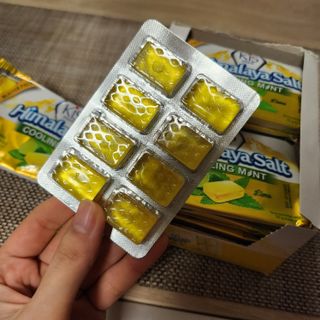 마요라 히말라야 솔트 캔디 2종-페퍼민트 맛, 라임민트 맛 — 4점을 준 리뷰어가 2022년 12월 올린 사용 사진