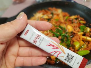 하루 1포로 콜레스테롤, 유산균, 고역가 소화효소까지 한번에 섭취! 다온바이오 홍자임 1개월분(30포) — 5점을 준 리뷰어가 2022년 11월 올린 사용 사진