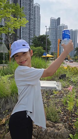 [동아오츠카] 포카리스웨트  500ml PET + 이온워터 500ml PET — 5점을 준 리뷰어가 2025년 7월 올린 사용 사진