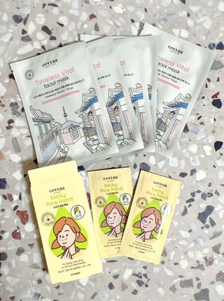 세뚜아(Cettua) 세뚜아 스티키 포어 패치 Cettua Sticky Pore Patch — 3.5점을 준 리뷰어가 2023년 7월 올린 사용 사진