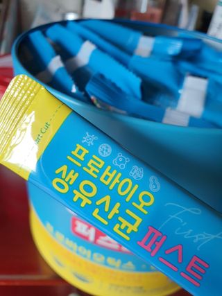 헬스업 프로바이오 생유산균 퍼스트 新 — 5점을 준 리뷰어가 2021년 6월 올린 사용 사진