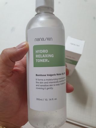 나나스킨 하이드로릴렉싱토너 — 5점을 준 리뷰어가 2021년 5월 올린 사용 사진