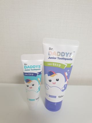 닥터데디스 안심불소 튼튼치약(청포도, 민트 중 택 1) 60g + 여행용 미니 치약 15g — 5점을 준 리뷰어가 2022년 7월 올린 사용 사진