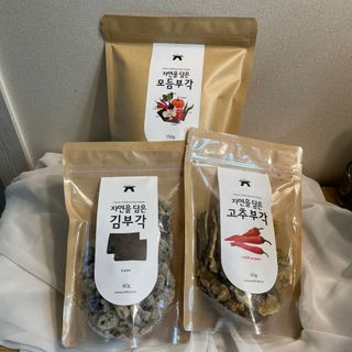 자연을담은모듬부각 — 4점을 준 리뷰어가 2022년 1월 올린 사용 사진
