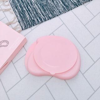 유비맘 캐릭터 실리콘 흡착 식판_색상 랜덤발송 — 5점을 준 리뷰어가 2021년 1월 올린 사용 사진