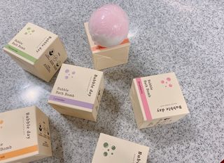 버블데이 배쓰밤 거품입욕제 버블바 6종 — 3.5점을 준 리뷰어가 2021년 8월 올린 사용 사진